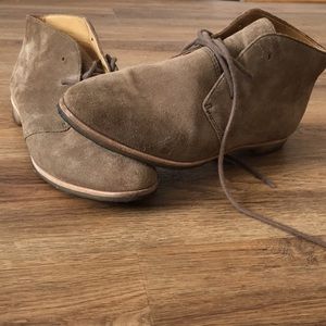 Clark desert boots